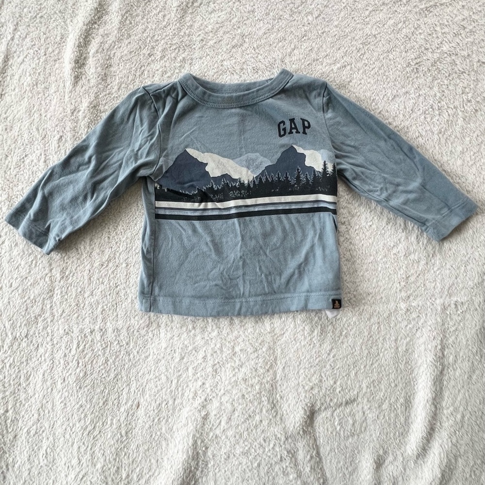 Like New - Baby Gap Graphic Organic Cotton Long Sleeved Tee